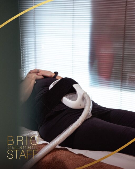 Scolpire e ridefinire: la tecnologia che ama le tue forme. ⚡

C'è un'energia nuova pronta a risvegliare la vitalità del tuo corpo. Con i nostri sistemi avanzati di body contouring, agiamo in profondità per tonificare i tessuti, contrastare gli inestetismi e ridisegnare la tua silhouette in modo armonioso e non invasivo. Un percorso su misura dove la precisione scientifica incontra il tuo totale comfort.

Risultati visibili e duraturi, per sentirti di nuovo a casa nel tuo corpo. 🤍

📞 Tel: 0376 381946
📍 Viale Italia, 3 – Mantova

#RimodellamentoCorpo #BodyContouring #BrioStaff #Tonificazione #EsteticaAvanzataMantova #BenessereCorpo #SilhouettePerfetta #Mantova